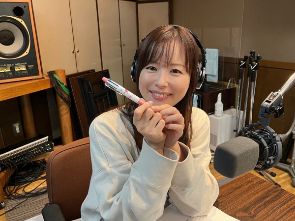 Ykk Ap Presents 皆藤愛子の窓cafe 窓辺でcafe Time 窓cafeアフタートーク 皆藤愛子 が3着も買った秋服とは Audee オーディー