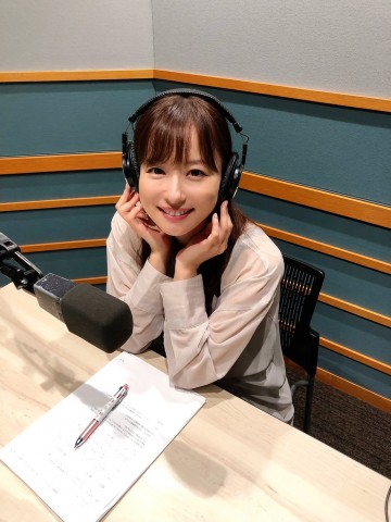 Ykk Ap Presents 皆藤愛子の窓cafe 窓辺でcafe Time 皆藤愛子 Audee オーディー